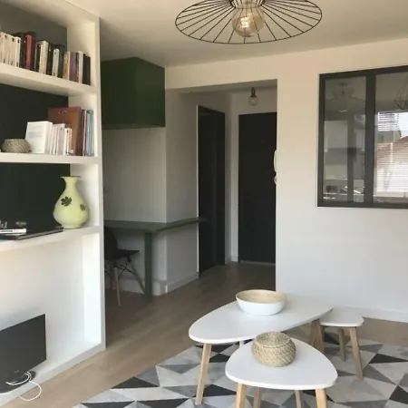 Apartament Voltaire : Avec Terrasse Proche Plages *