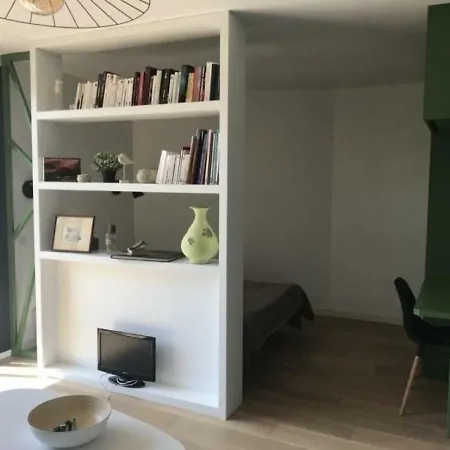 Apartament Voltaire : Avec Terrasse Proche Plages *